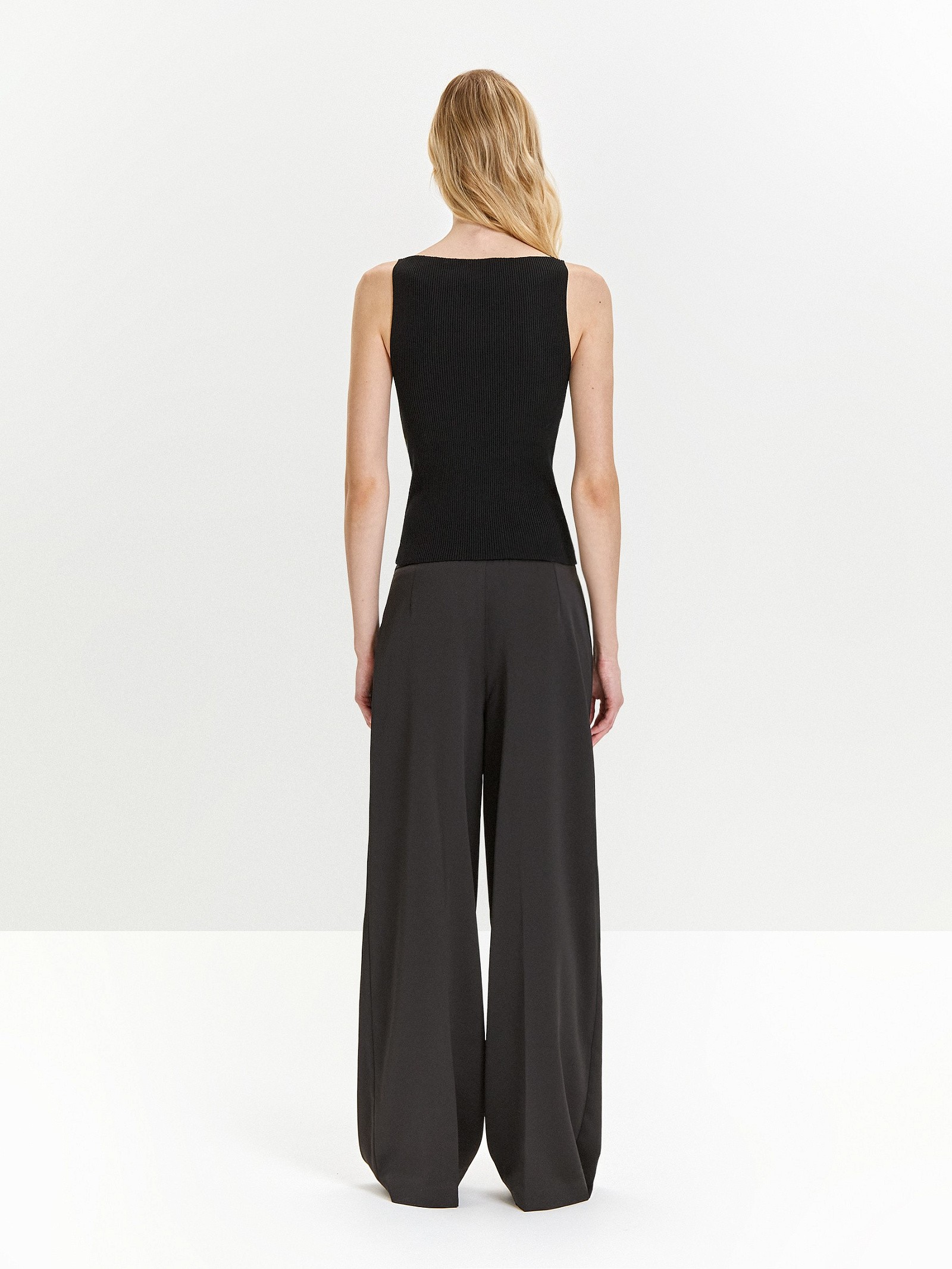 Трикотажный топ