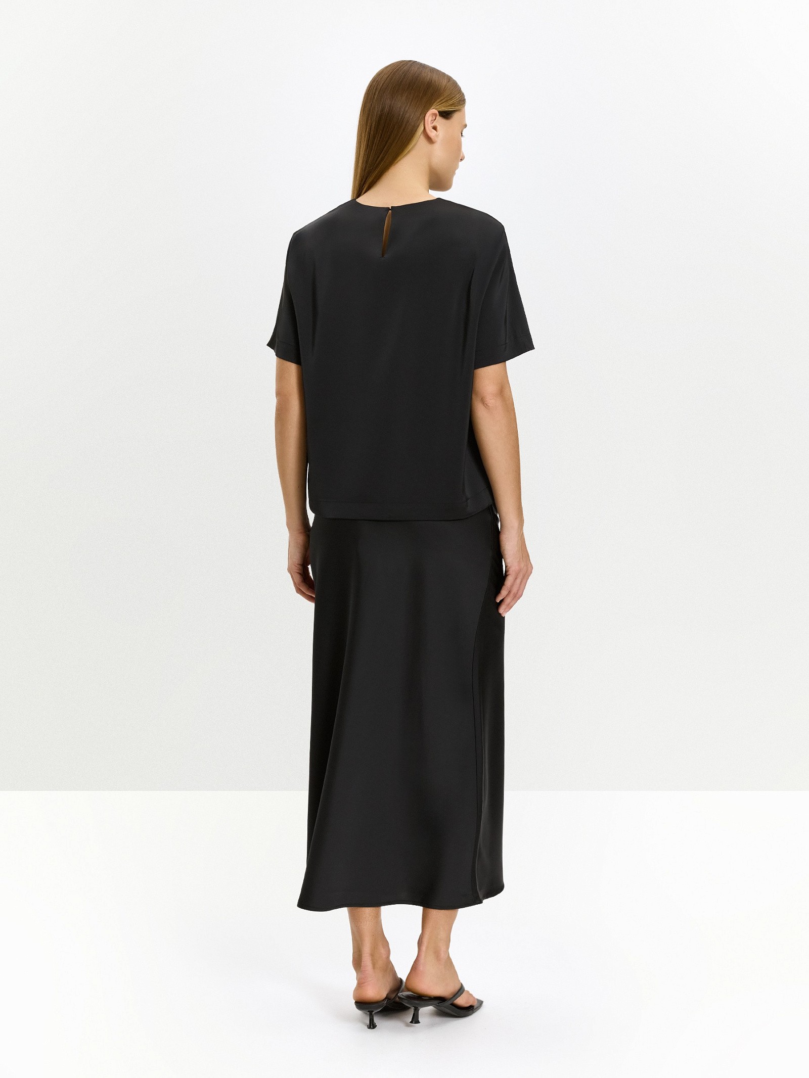 Блузка прямого кроя