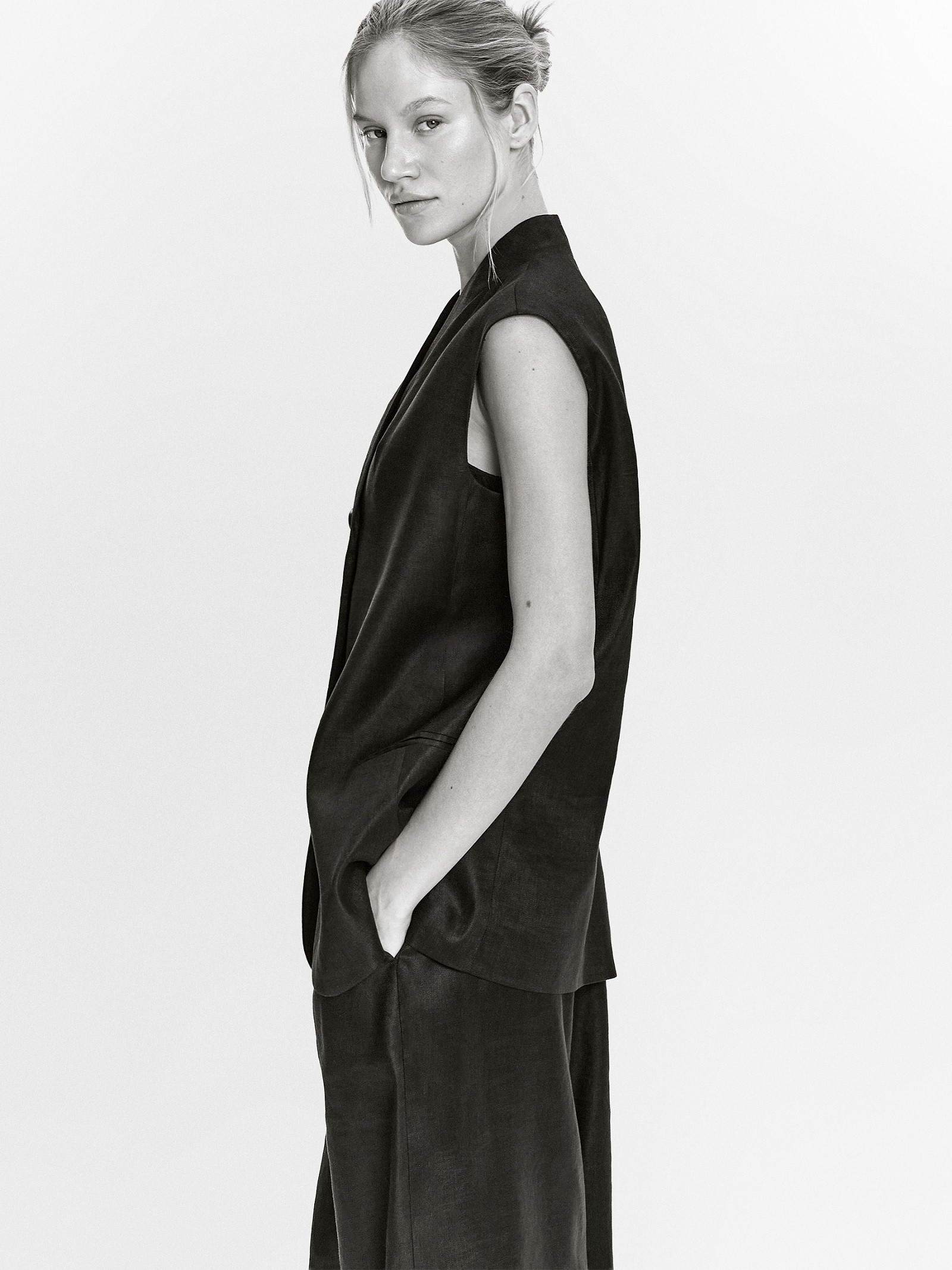 Жилет прямого кроя