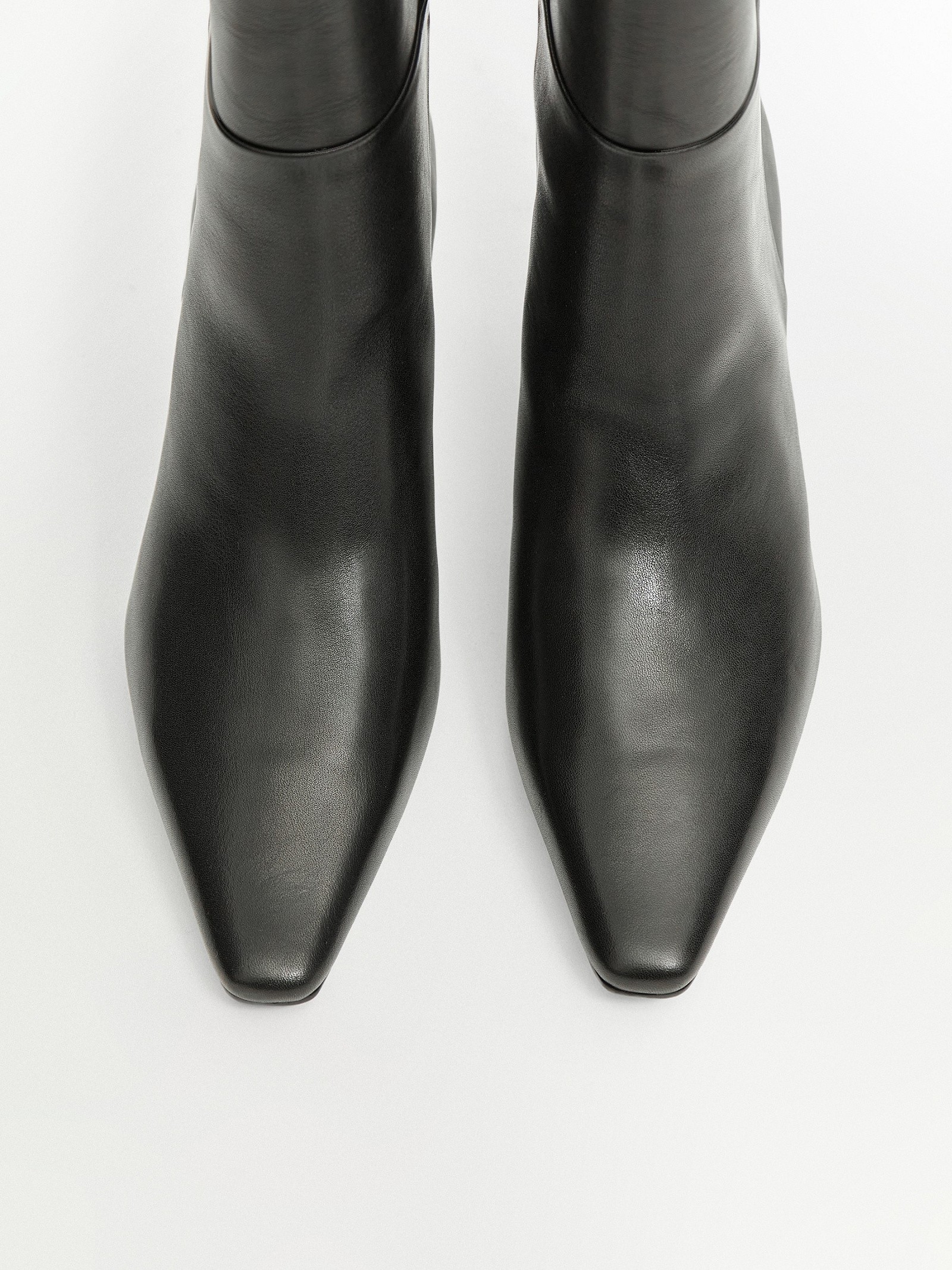 Сапоги из натуральной кожи