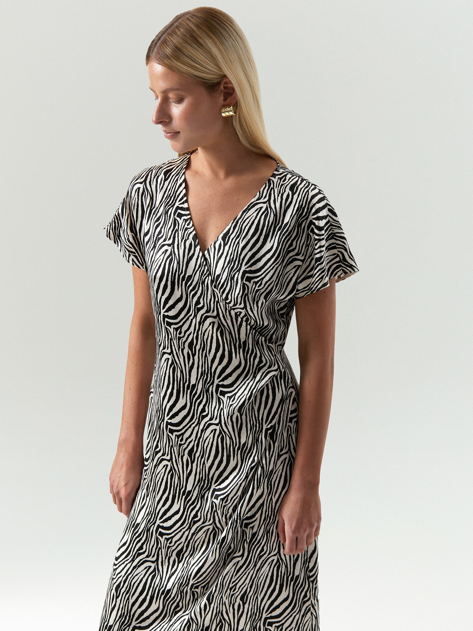 Платье миди из 100% вискозы с принтом зебра