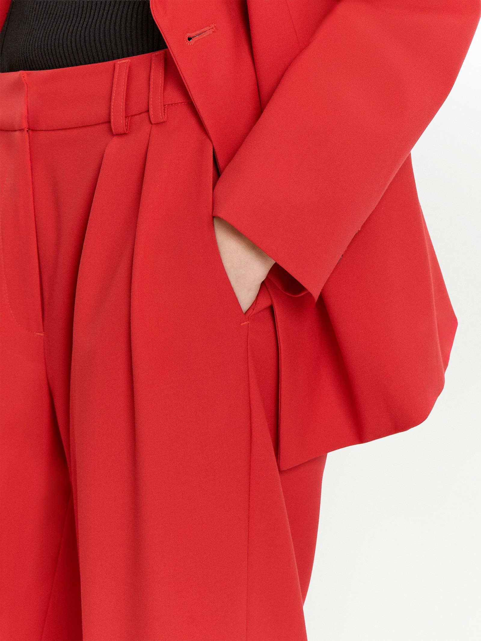 Брюки прямого кроя