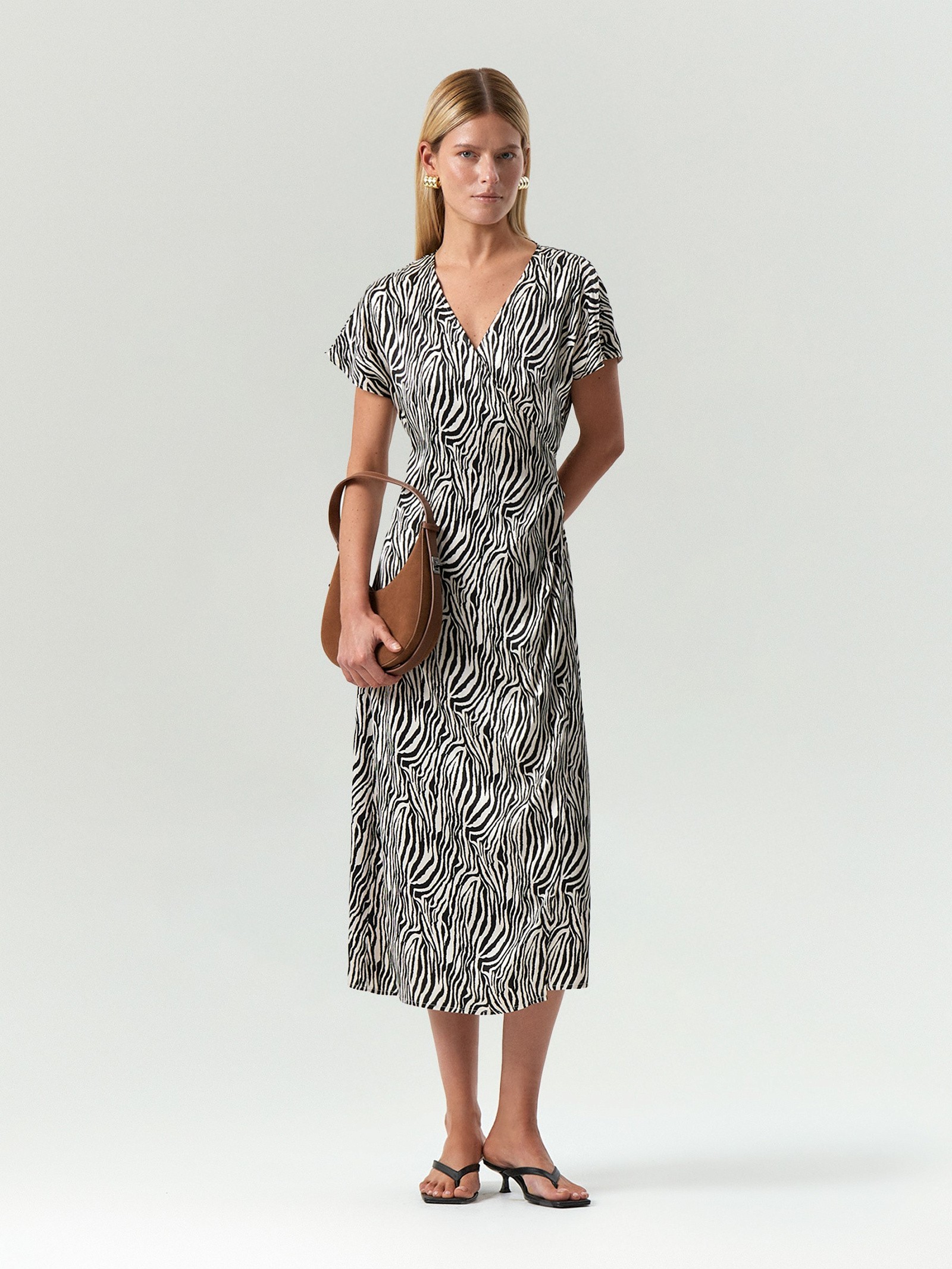 Платье миди из 100% вискозы с принтом зебра