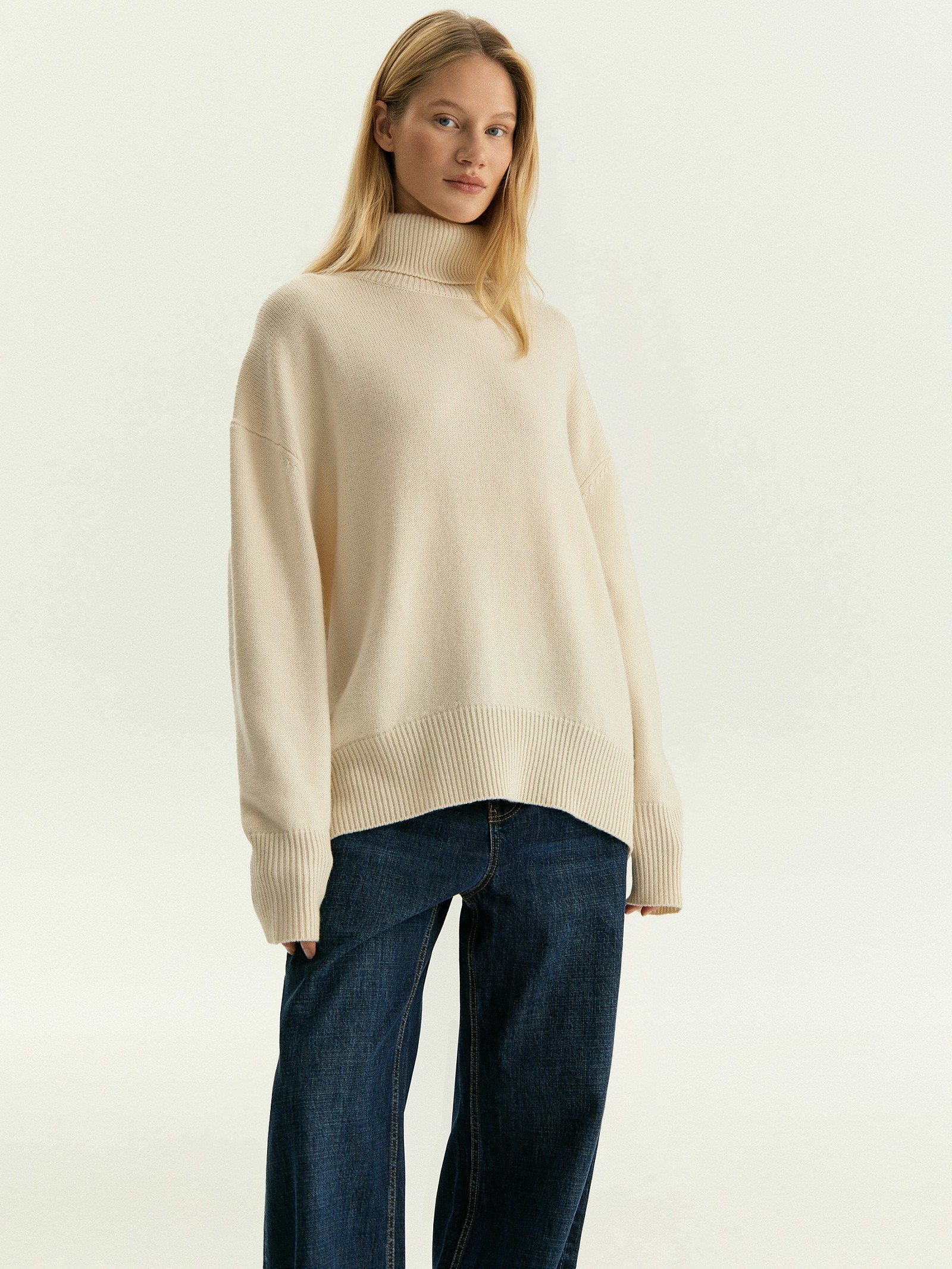 Свитер с содержанием кашемира