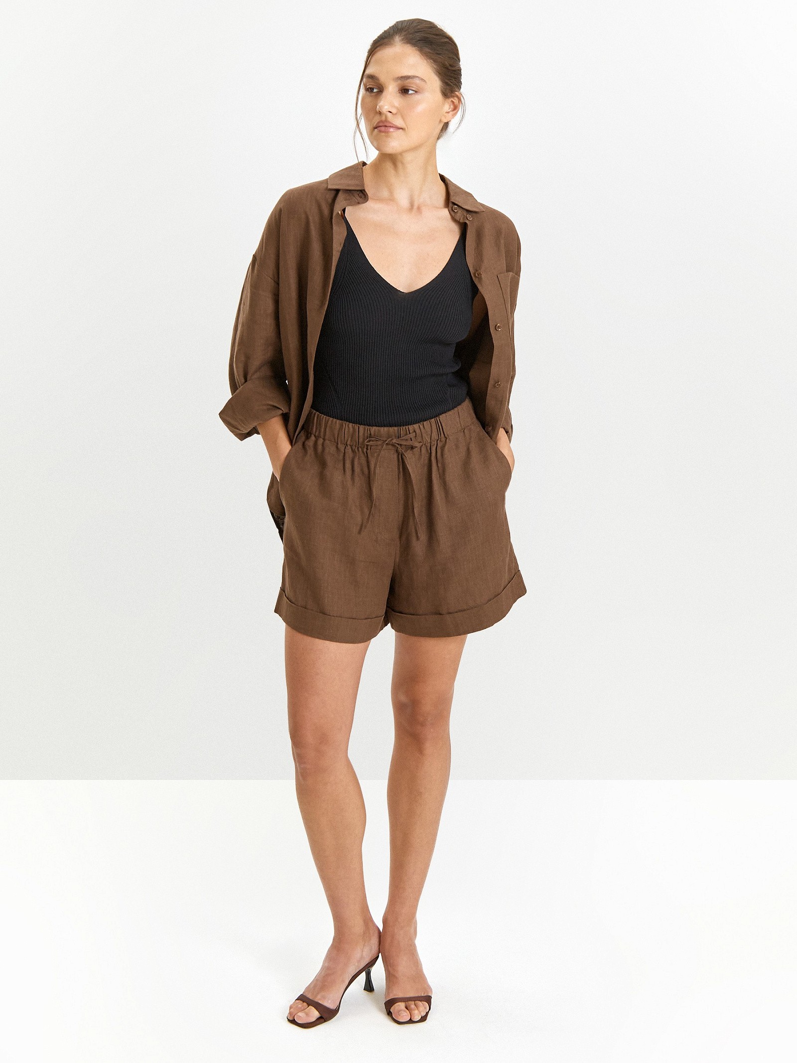 Шорты из 100% льна