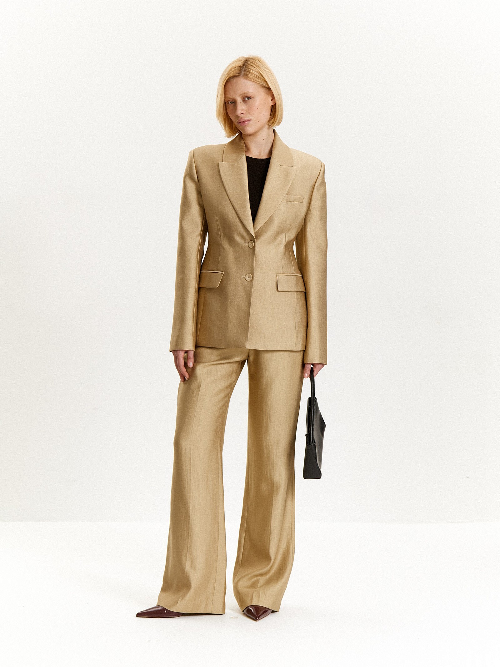 Брюки прямого кроя