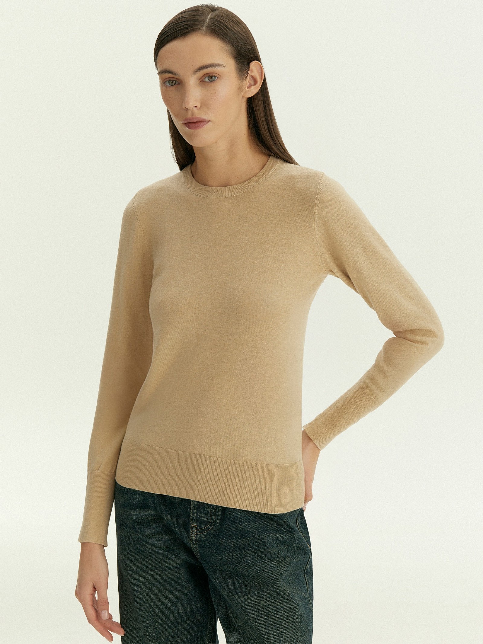 Джемпер из вискозного трикотажа с добавлением шерсти