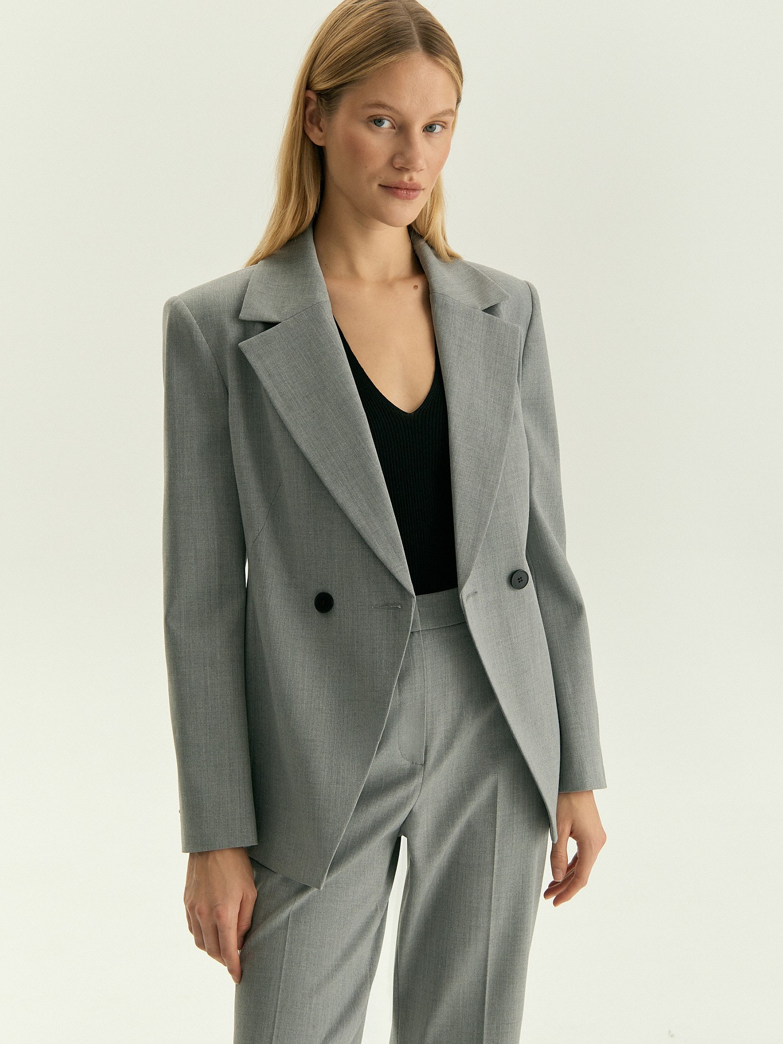 Жакет приталенного кроя