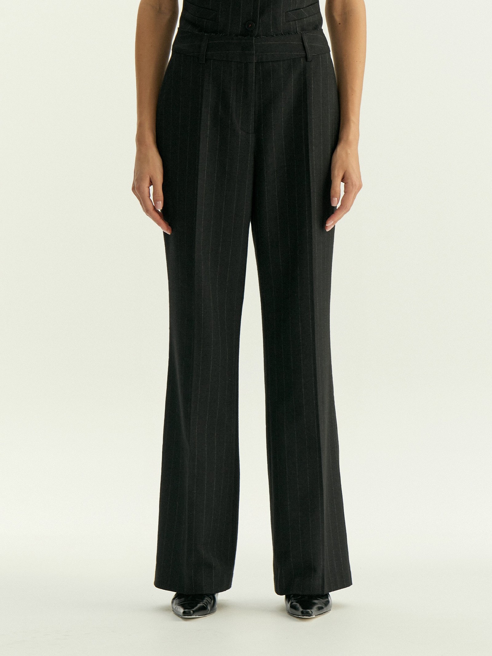 Брюки прямого кроя