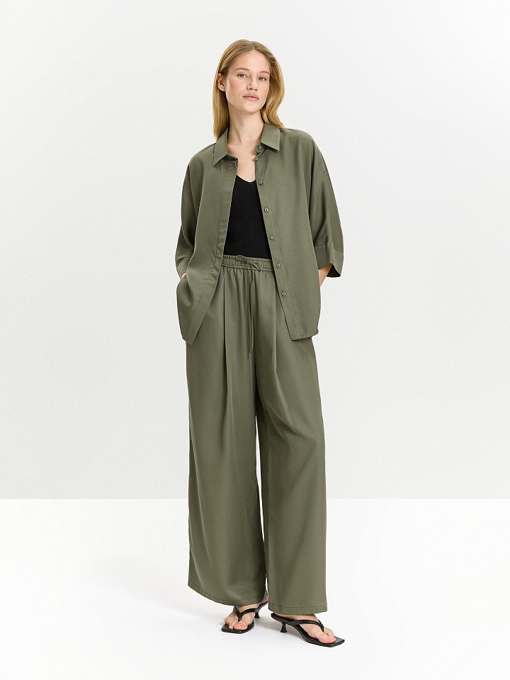 Брюки из 100% тенсела на резинке