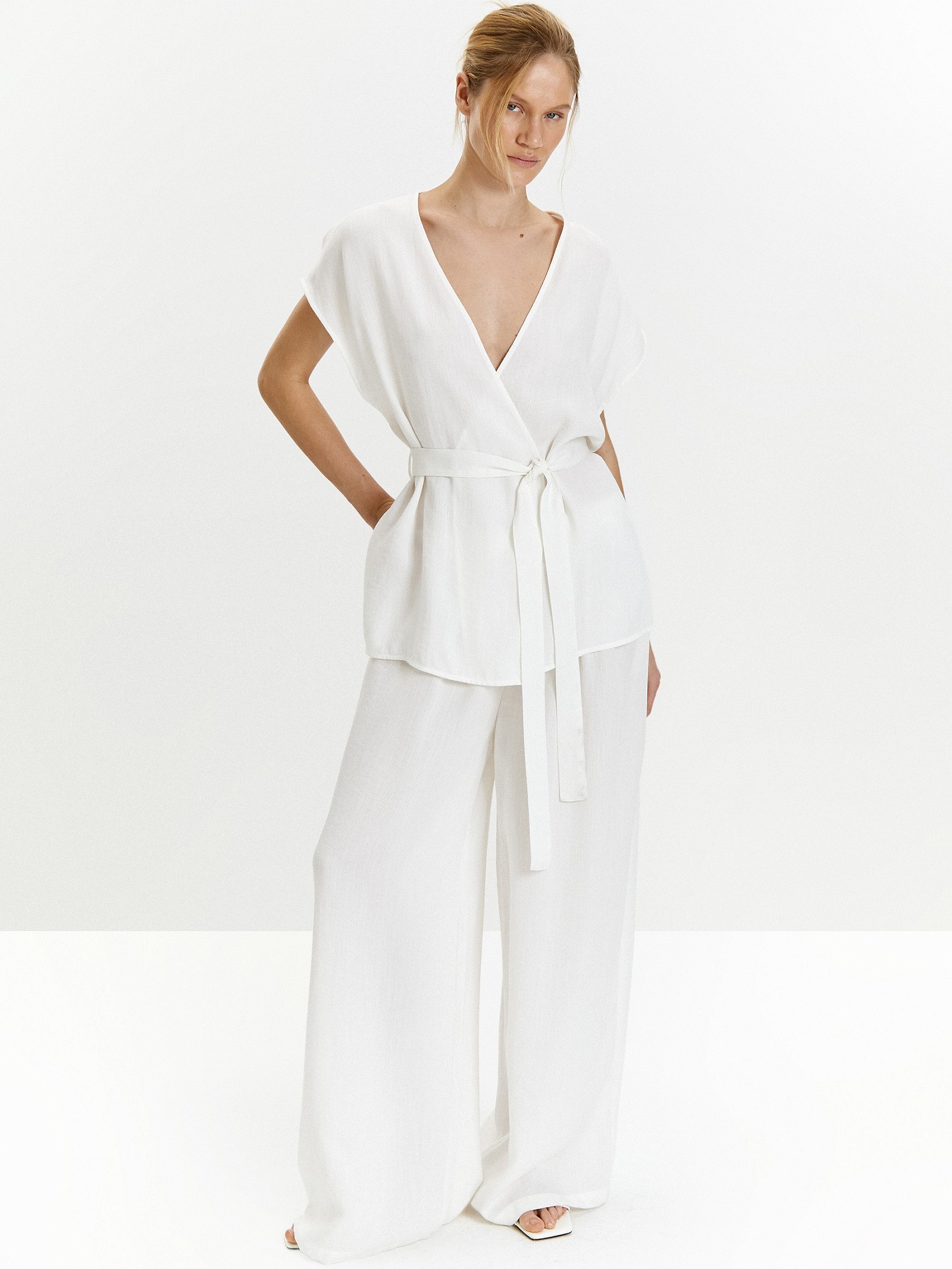 Брюки широкого кроя