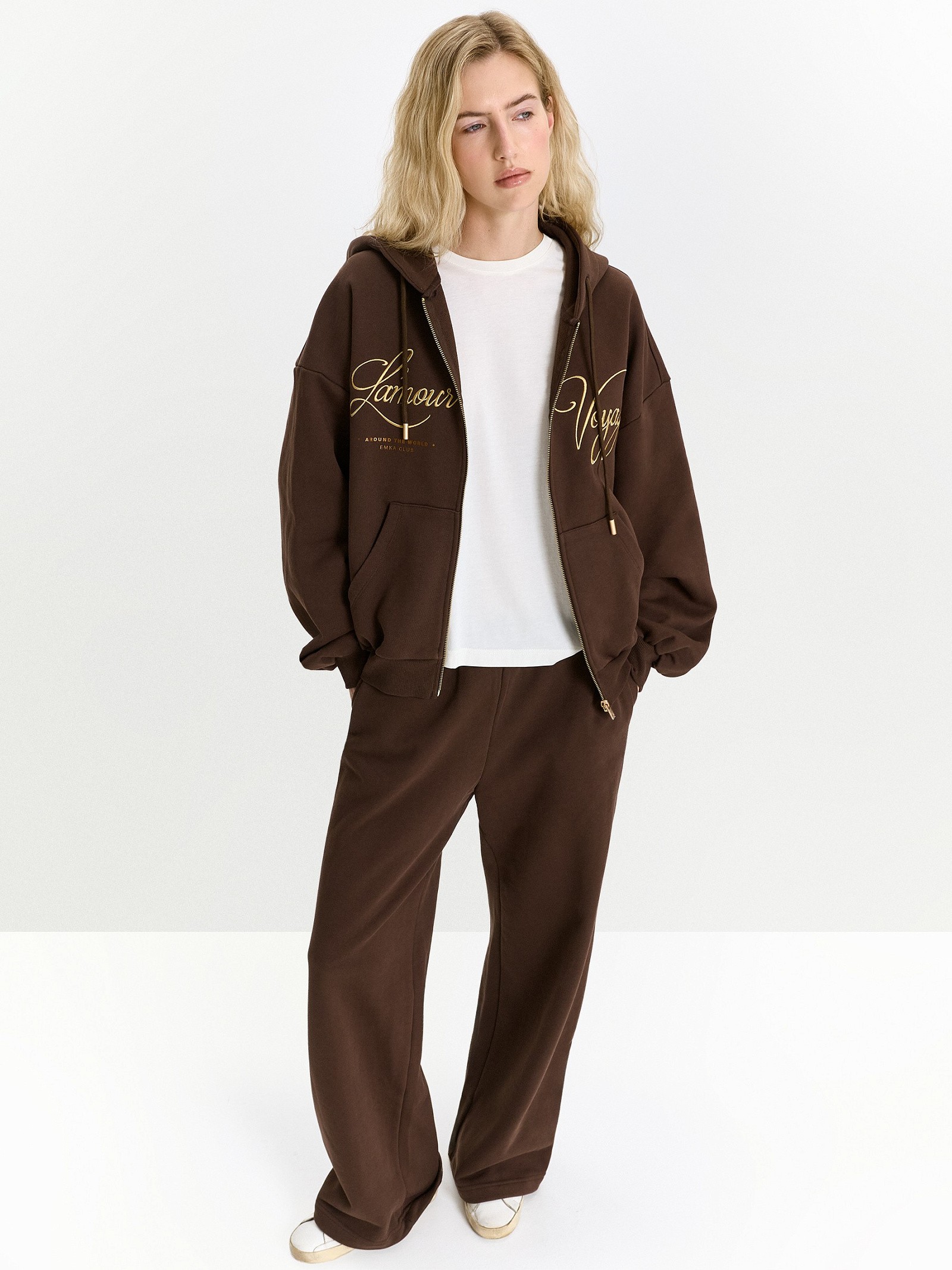 Брюки прямого кроя