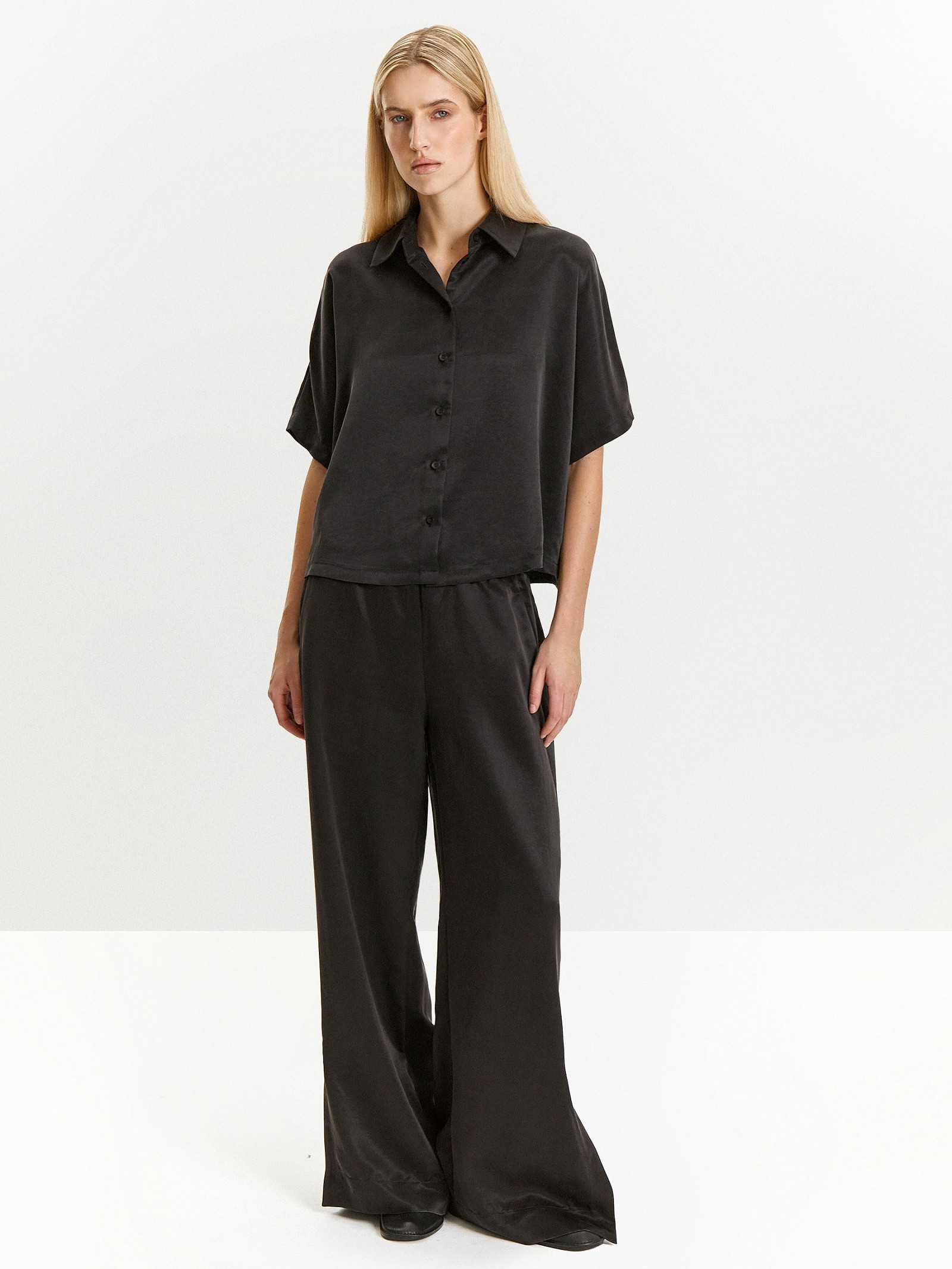 Рубашка однотонная