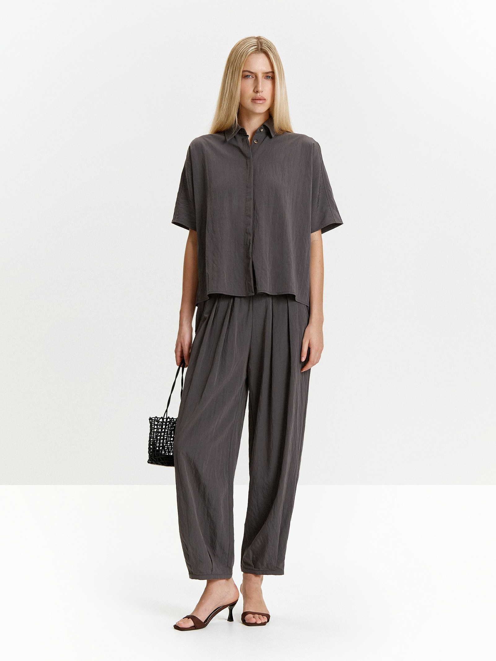 Брюки о-силуэта