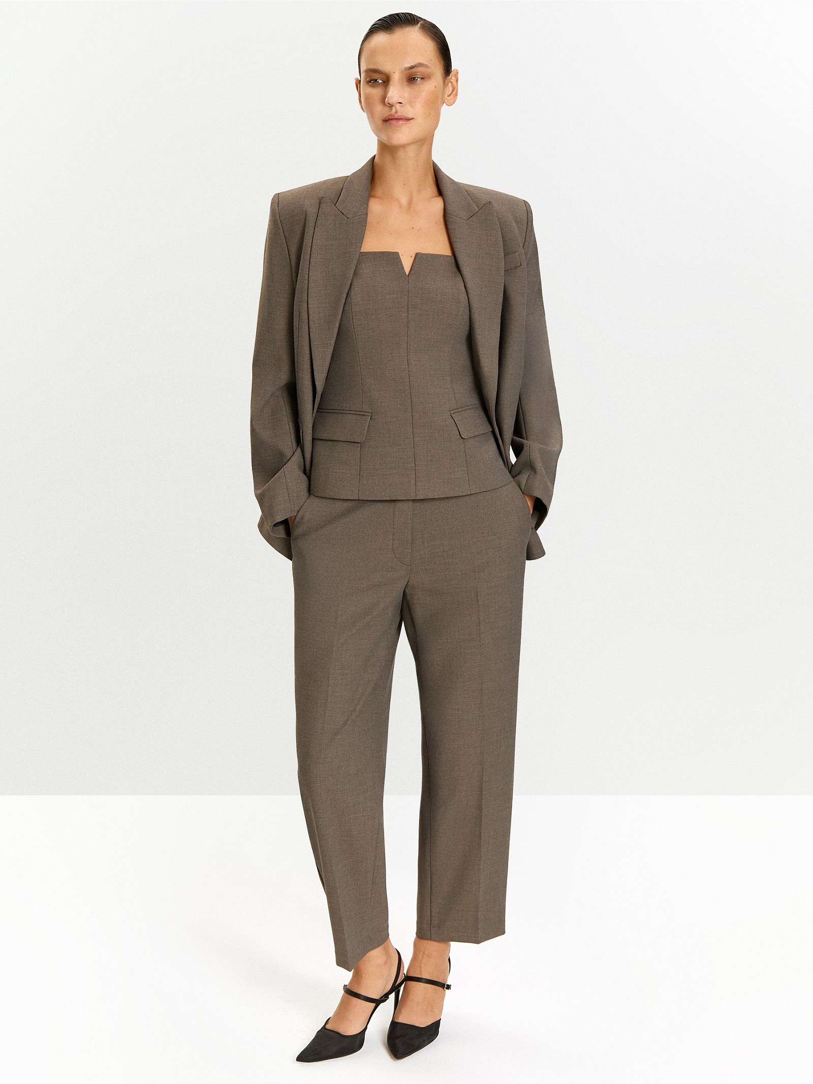 Зауженные брюки