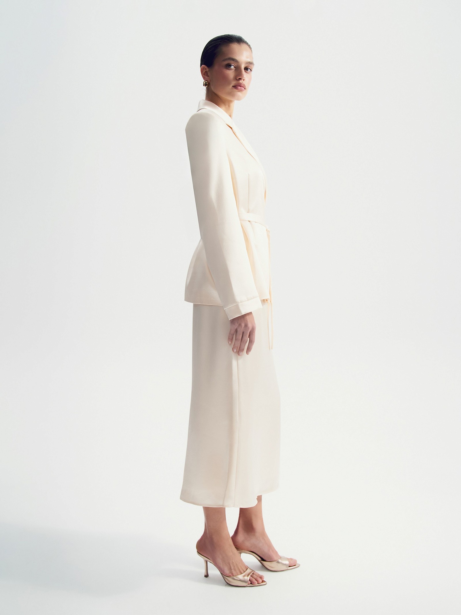 Жакет с поясом