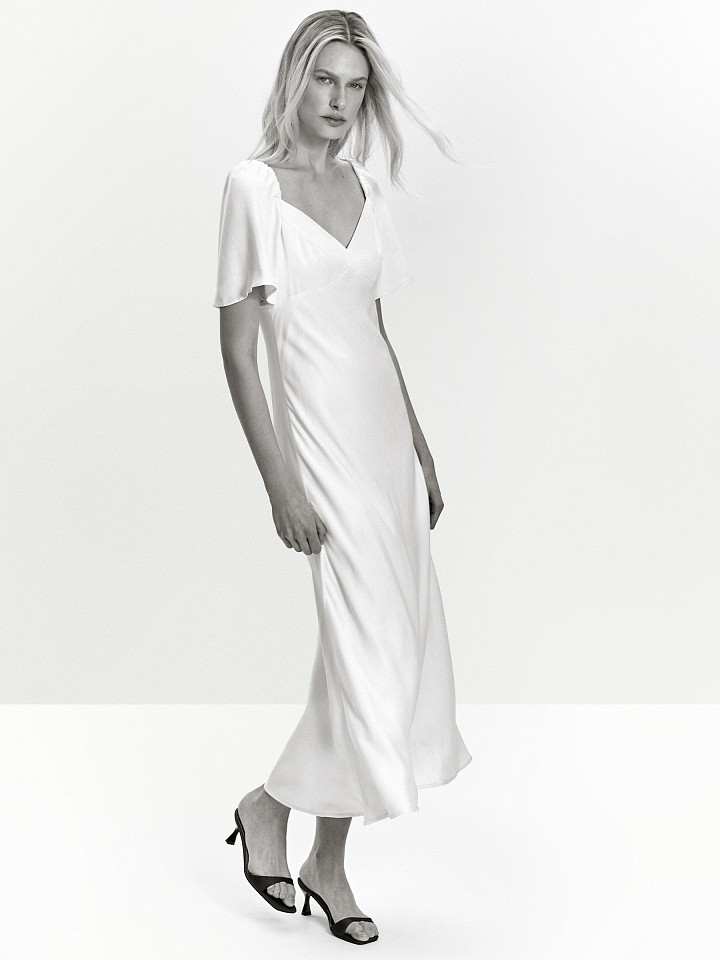 Платье приталенное