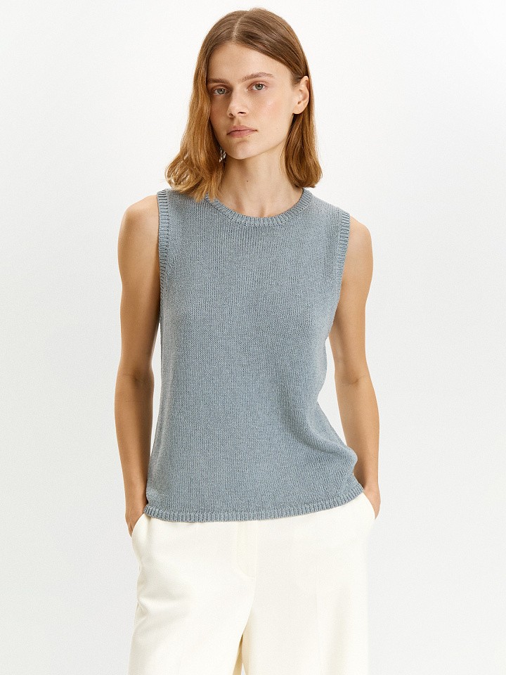 Топ с содержанием льна