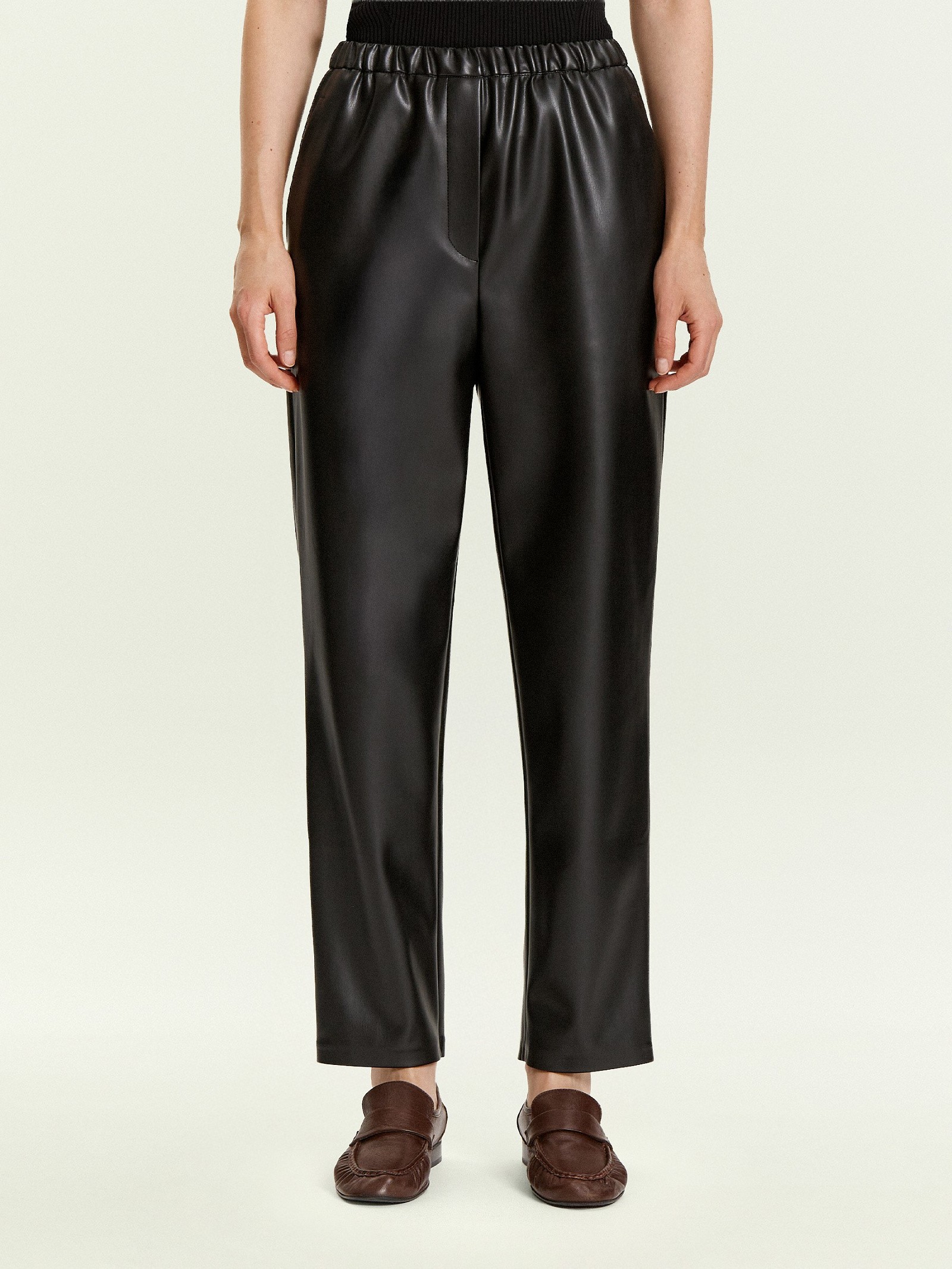 Брюки из экокожи