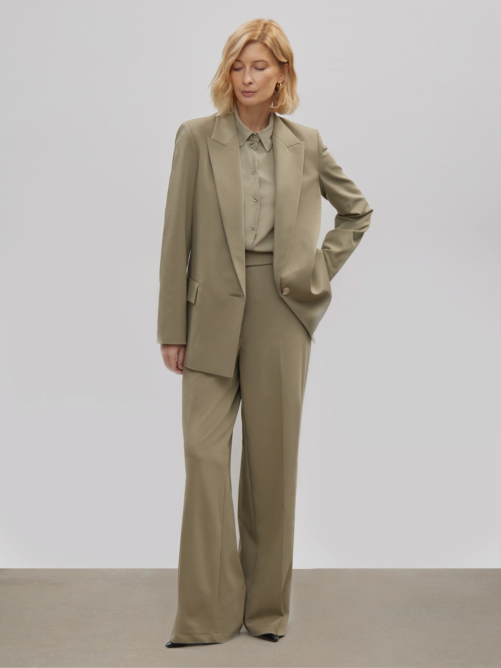 Брюки широкого кроя