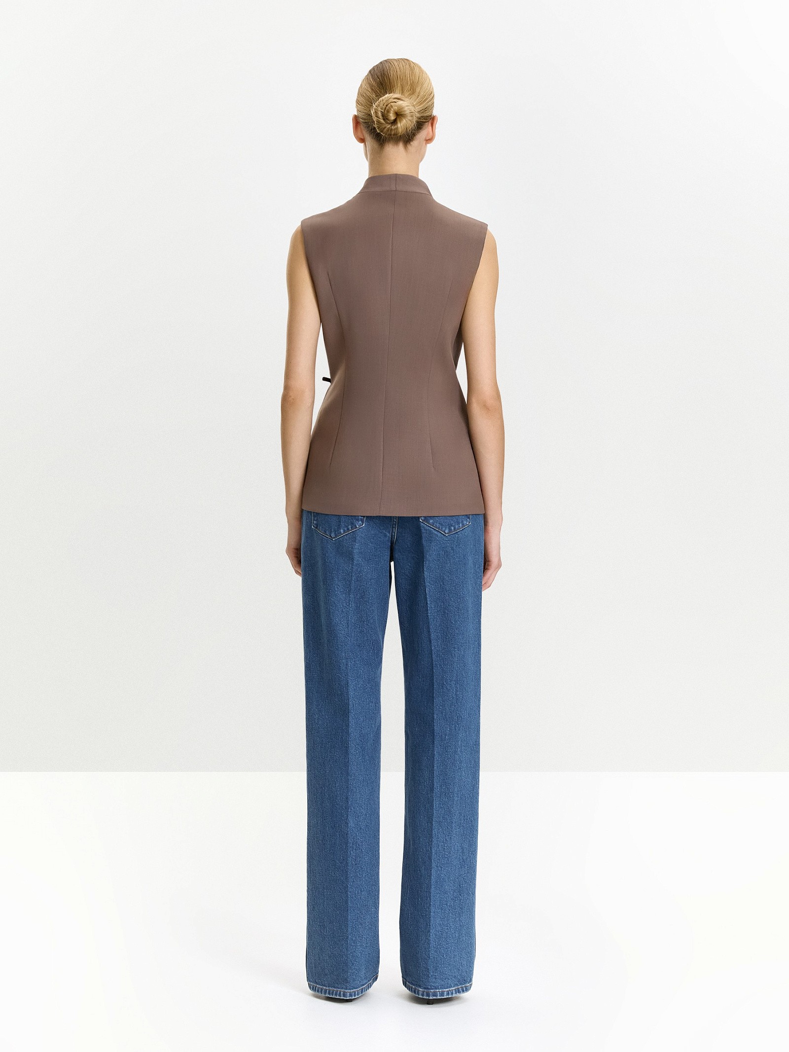 Жилет удлиненный