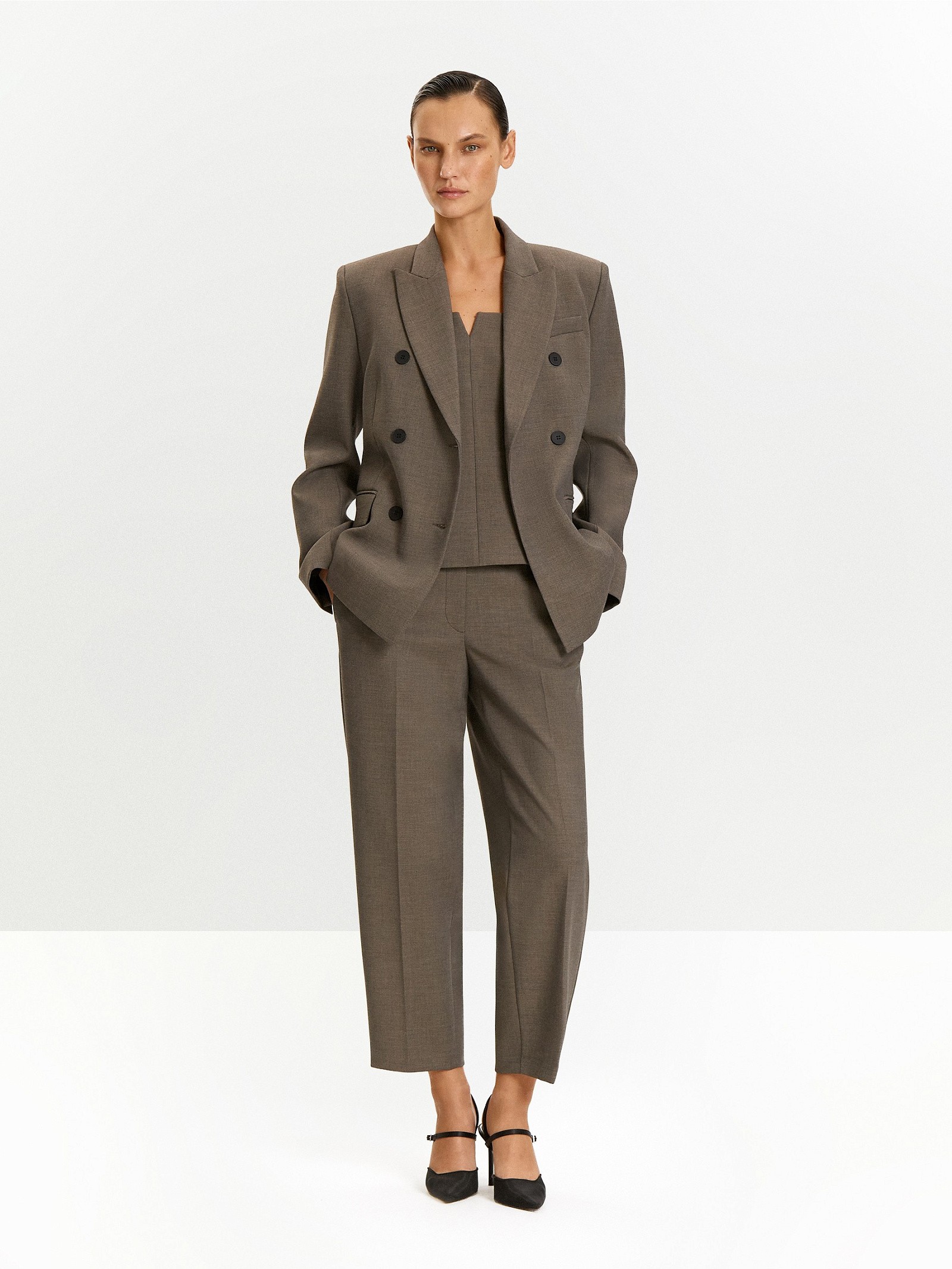 Зауженные брюки