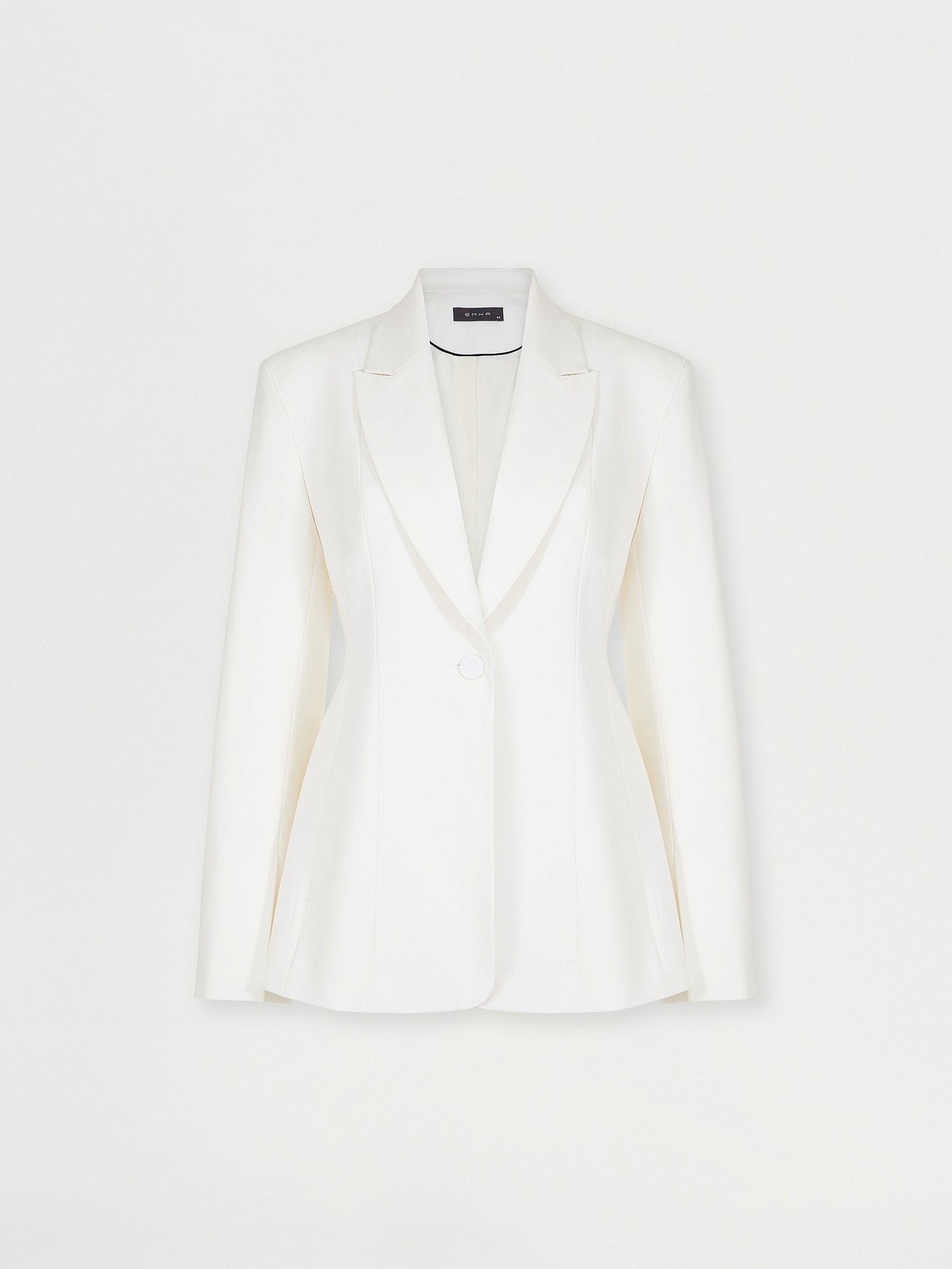 Жакет приталенного кроя