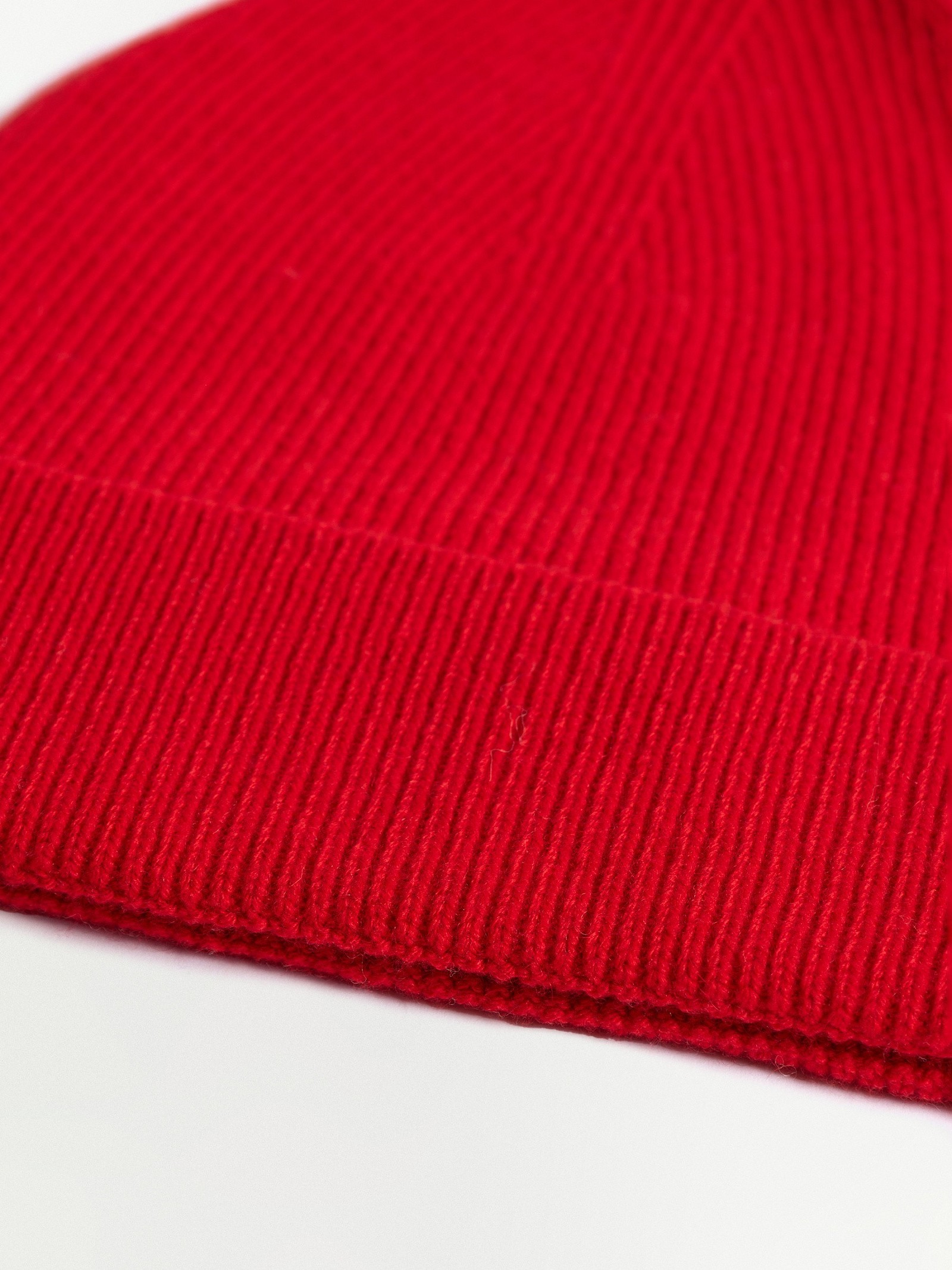 Шапка из шерсти и кашемира