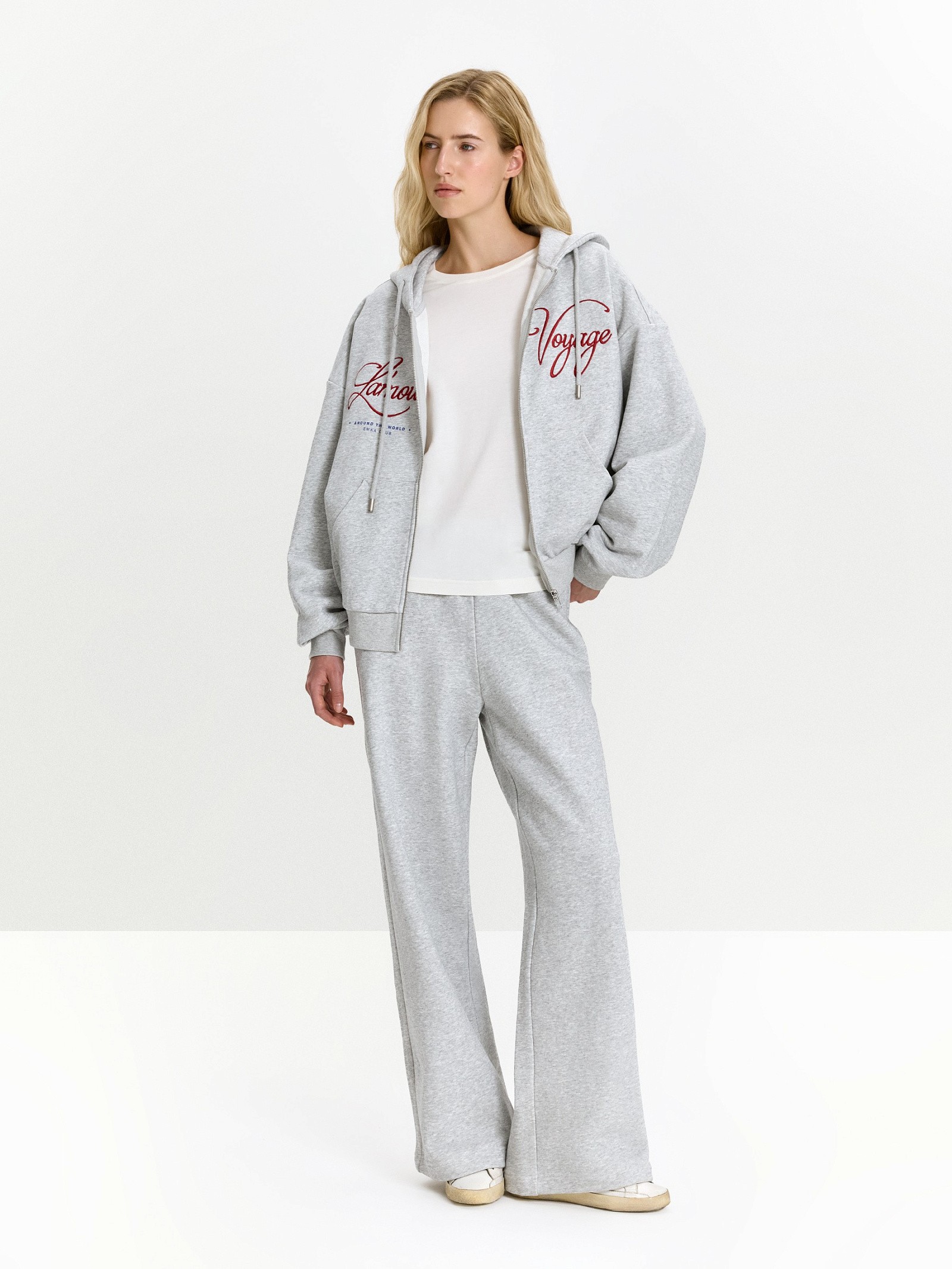 Брюки прямого кроя