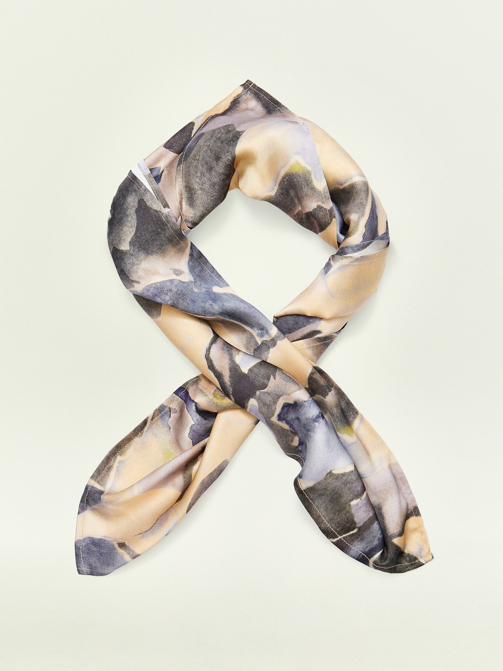 Платок с принтом Платок с принтом