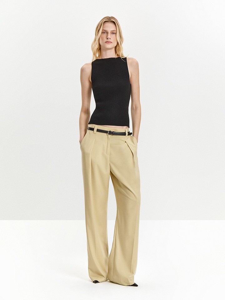 Брюки прямого кроя однотонные