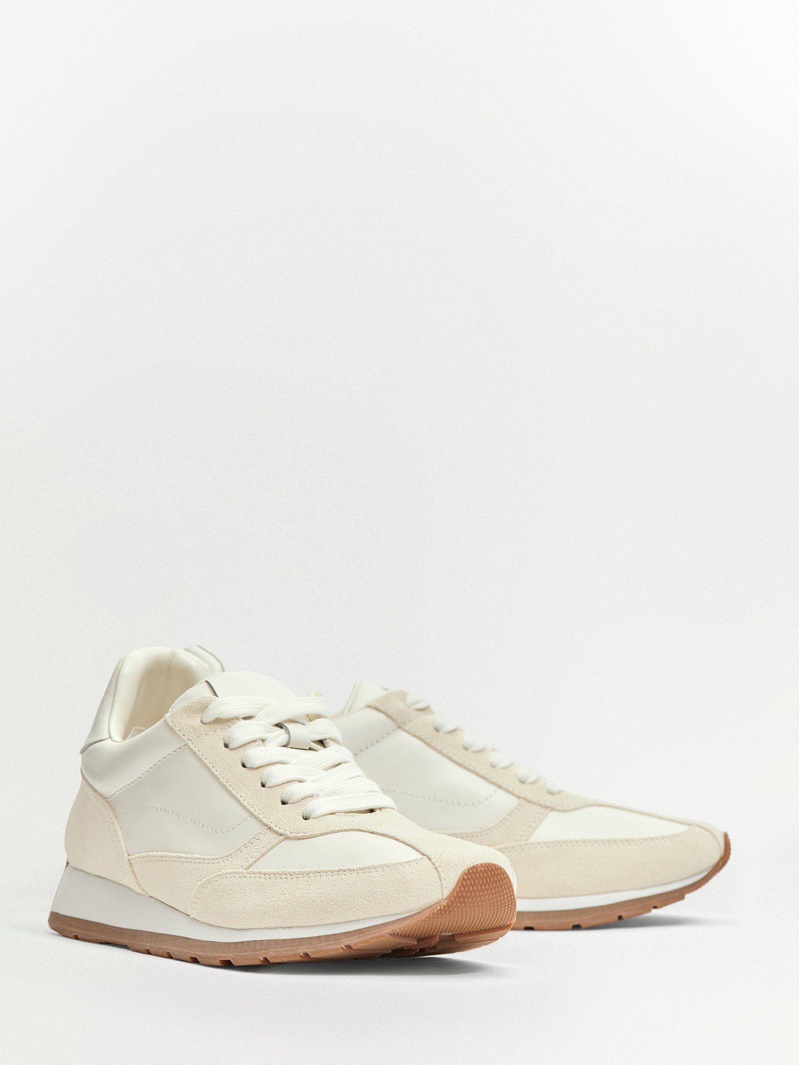 Кроссовки из натуральной кожи