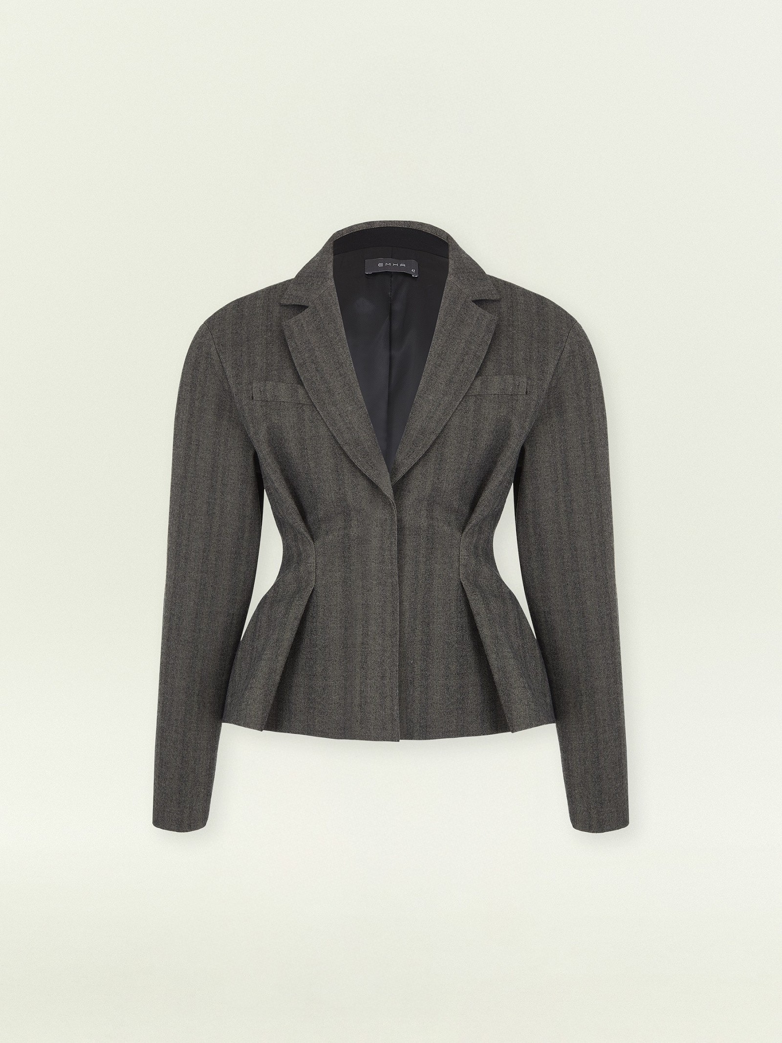 Жакет приталенного кроя