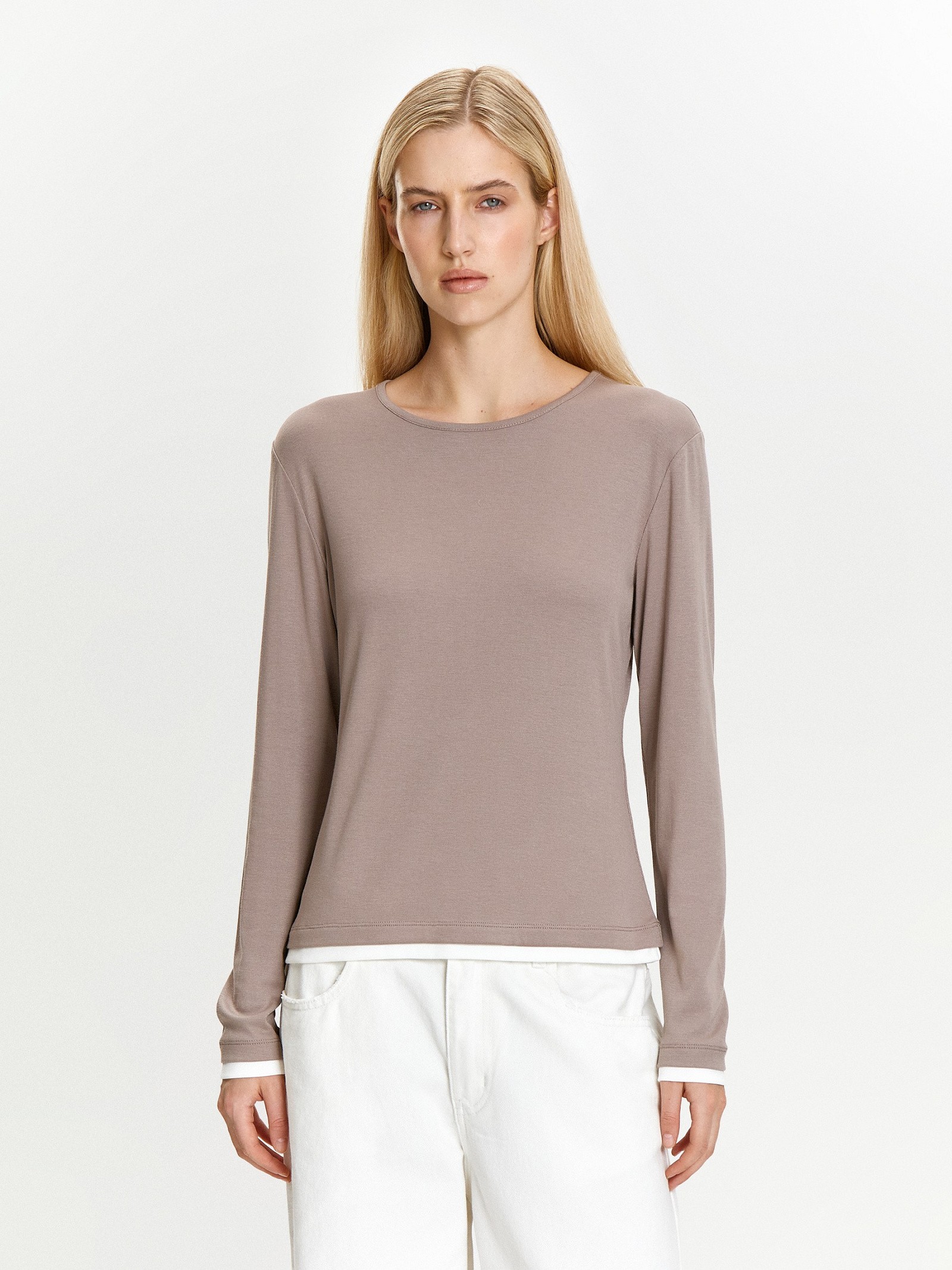 Лонгслив однотонный из вискозы