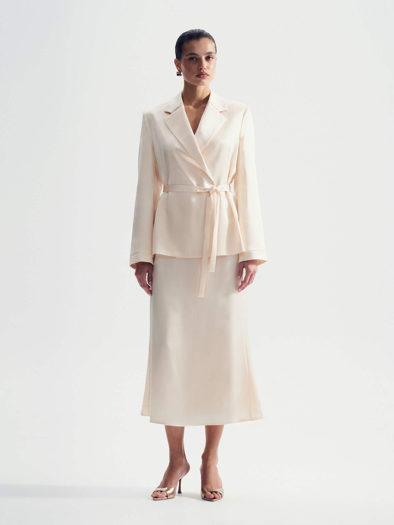 Жакет с поясом