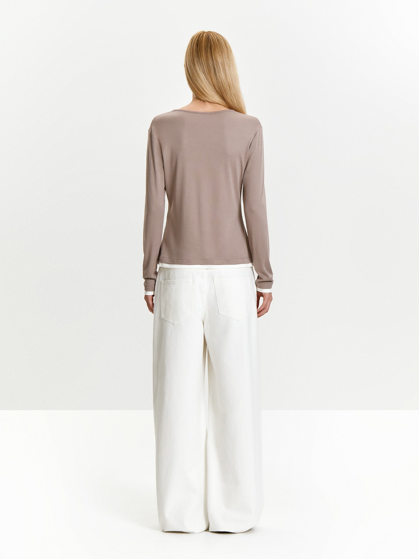 Лонгслив однотонный из вискозы