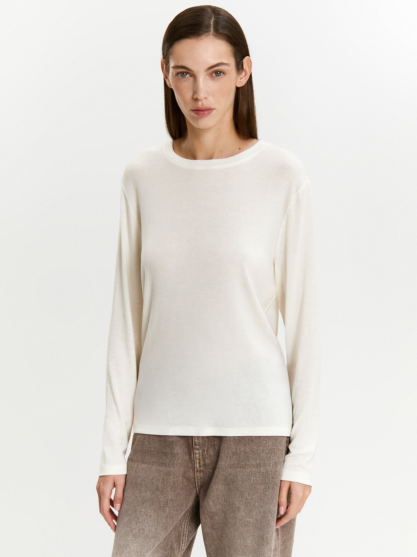 Лонгслив с содержанием шерсти