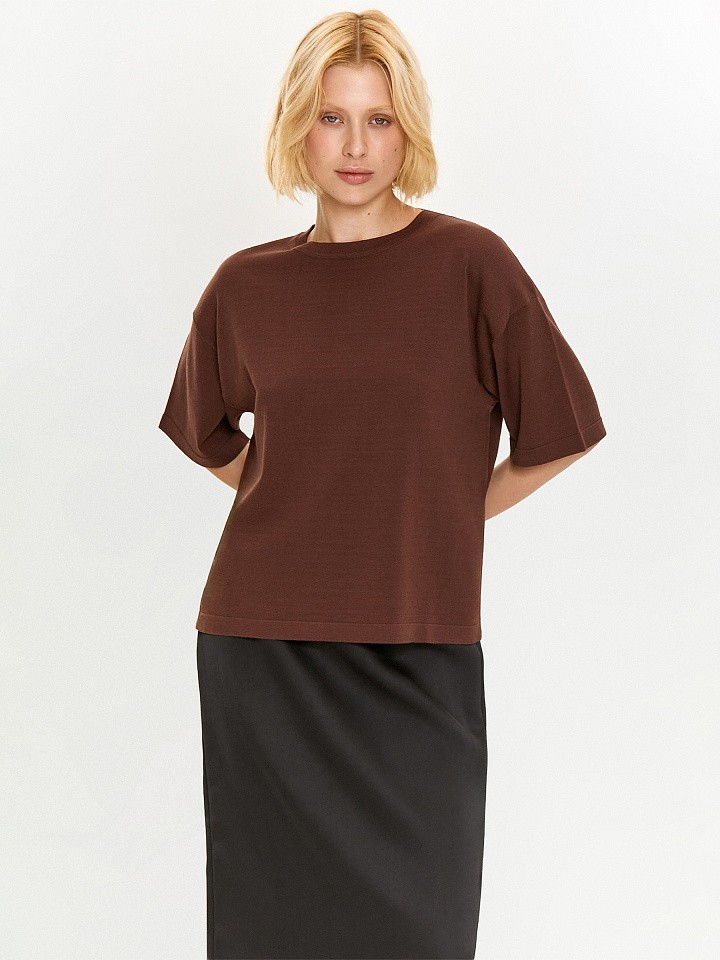 Футболка с содержанием шелка