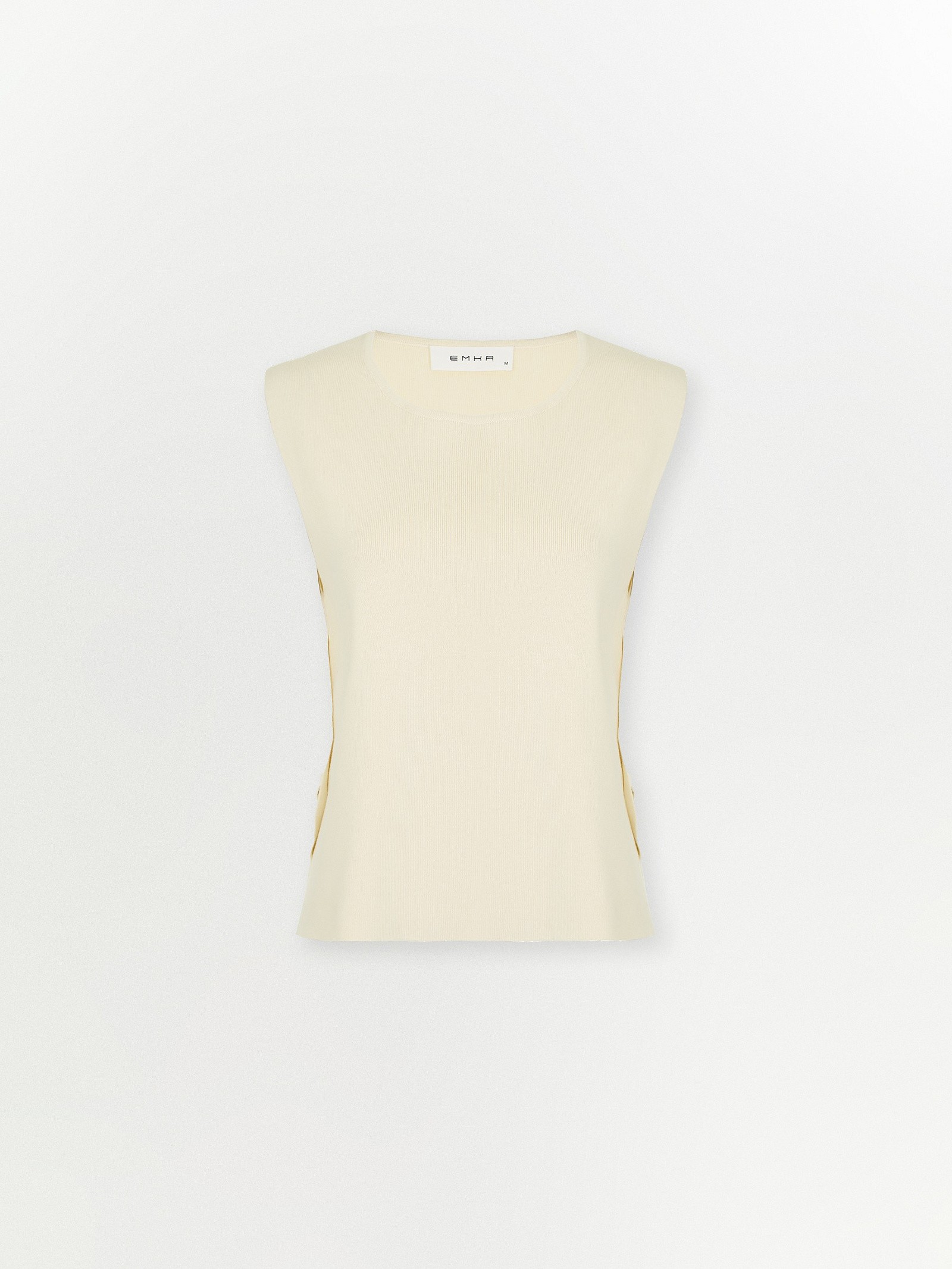 Жилет с акцентными пуговицами