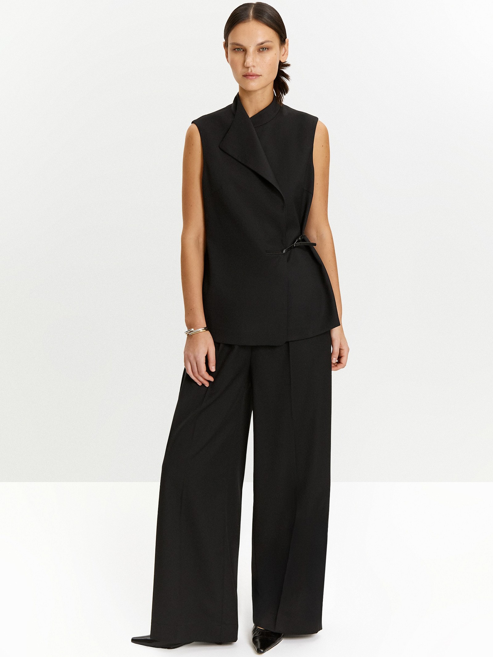 Жилет удлиненный